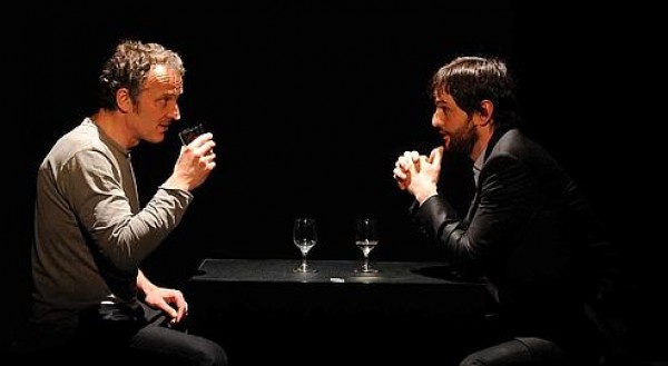 PARIS : "Trahisons" au Theatre Les Dechargeurs