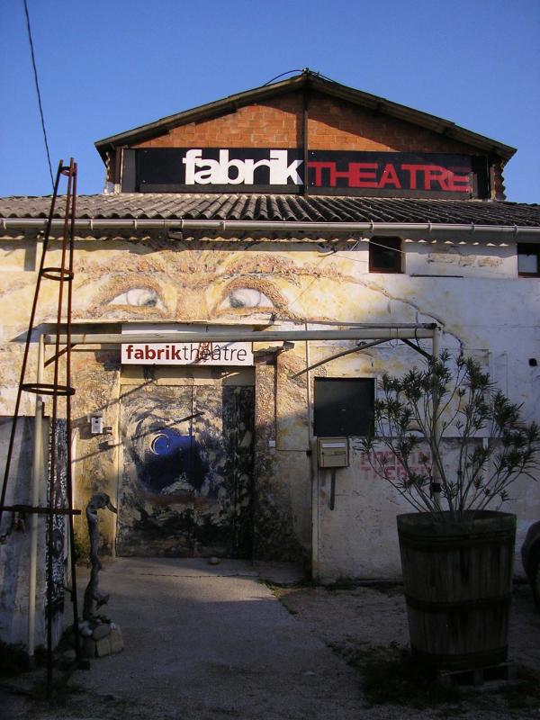 8242952fabrik-theatre