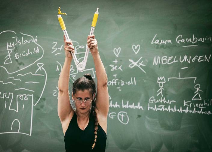 183563-sch22_the-game-of-nibelungen_web-_-vincent-guignet